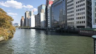 堂島川のすぐ南の川