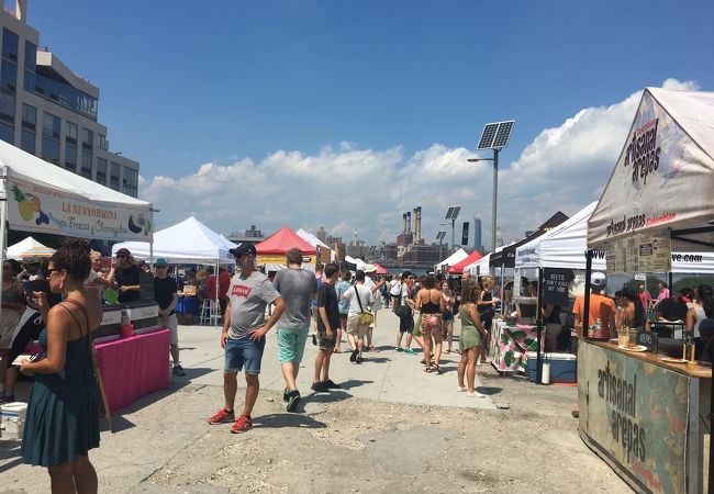 インターナショナルフュージョン食屋台のお祭り