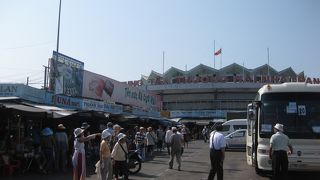 ベトナム・ニャチャン　ダム市場