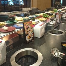 野菜、肉など色々回ってて良い