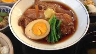 1000円で絶品角煮定食