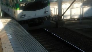 樟葉始発の快速急行があります