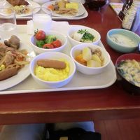 朝食です。ついつい食べ過ぎでした。