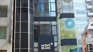 １本は万年筆を持ちたいですね☆