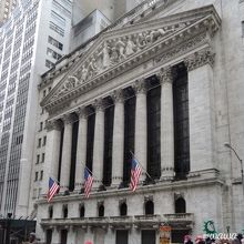 ウォール街のニューヨーク証券取引所