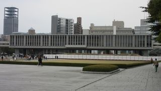 戦争について・・・核兵器について・・・放射能について・・・考える事がたくさん、おまけでよいので建物についても・・・