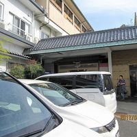 かず美旅館さんの玄関付近