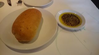 ランチセットは日本人にはちょうどよい量！