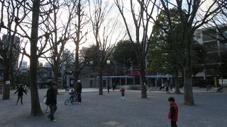 子供連れ親子の遊び場