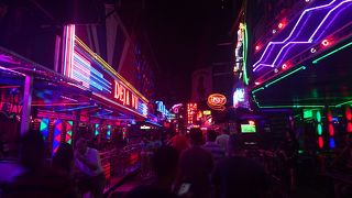 アソークのナイトスポット