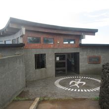 インホメーション・資料館があります