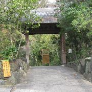 高槻市樹林保護地区にある寺院