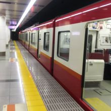 青砥駅にて