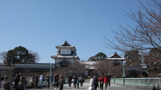 兼六園とセットで観光