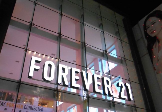 明洞のFOREVER21