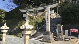 立派な神社