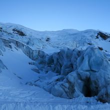 ゲレンデサイドの氷河