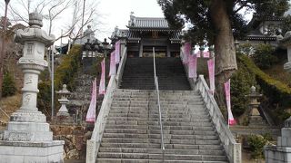 広大な敷地を持つお寺