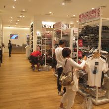 ユニクロ (サイアムパラゴン店)