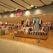 ユニクロ (セントラルワールド店)