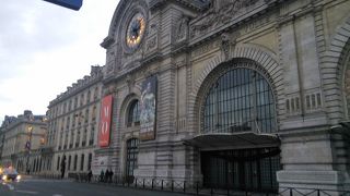 印象派の絵が美しい、日本人好みの美術館は外せない。