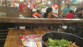 フード・リパブリックで夕食