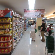 フードランド スーパーマーケット (ザ ストリート店)