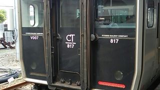 宮崎付近では８１７系という一般車両の普通列車が多いです