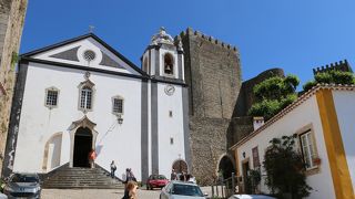 今は本屋さんになっています。