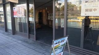 軽快なトークも楽しい。