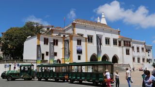 町の中心広場です。