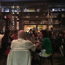 にぎやか！満席でした