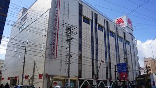 百貨店としてはこれが唯一