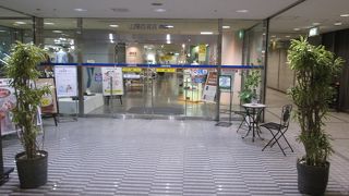 姫路山陽百貨店西館