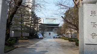 「浅草ビューホテル」の北側にあります