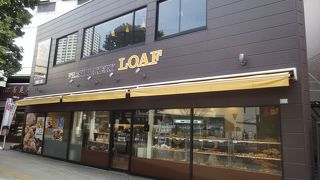 朝６時半から営業しています