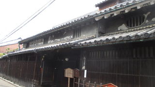 とにかく古いです