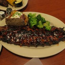 サイドは２つ好きなものを選べます。