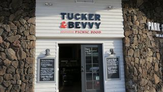 ヘルシーサンドイッチとスムージーのお店。