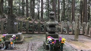 大谷吉継の墓:山中にひっそり