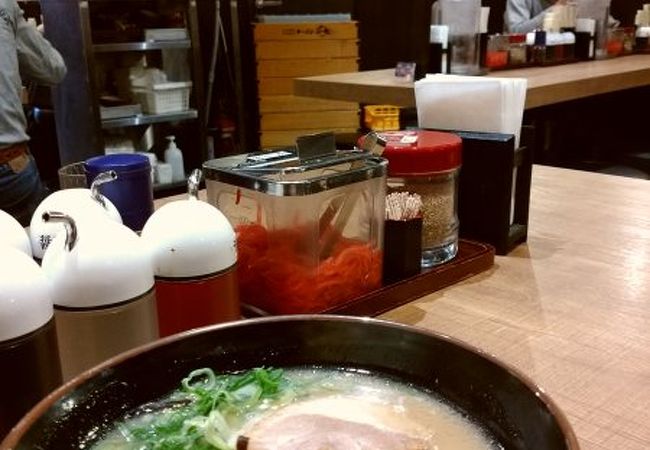 センター街入って右手