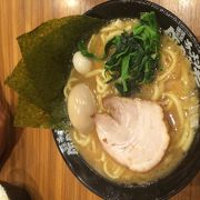 駅近の家系ラーメン屋さん