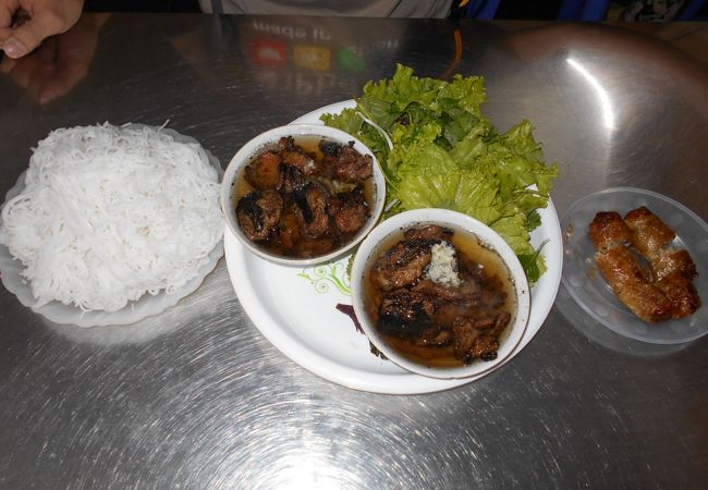 ローカルに大人気のお店