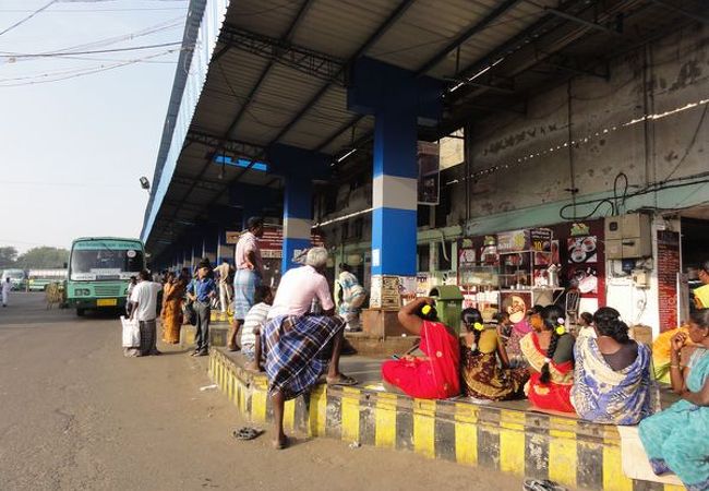 チルチラパッリ セントラル バスステーション
