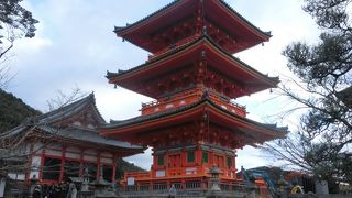 清水のみならず東山のシンボルだ