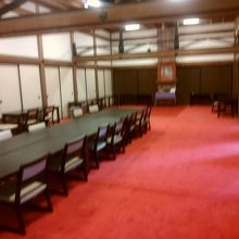 庭園のある建物内部です。