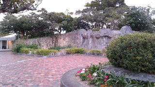 地元の人達がトレーニングしています