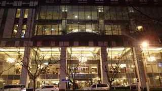 南京東路の南側