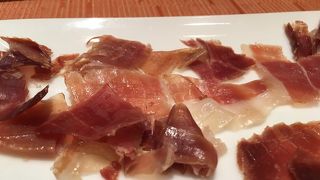 色々なタパスが味わえます