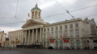 王宮近くの広場